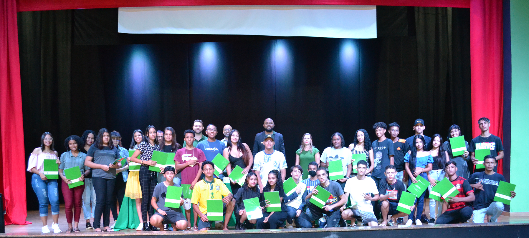 Cerimônia de certificação dos estudantes das duas turmas do curso Indústria 4.0 realizadas em 2023